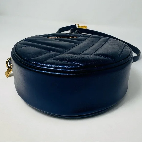 Michael Kors Women's Vivianne Canteen Quilted Leather Crossbody Bag Midnight - Picture 9 of 13